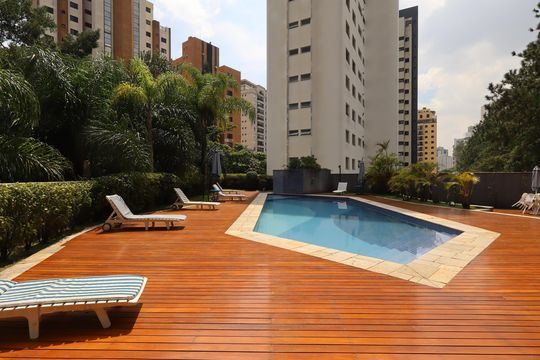 Área comum - Piscina de apartamento para alugar com 3 quartos, 168m² em Vila Suzana, São Paulo