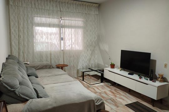 Casa para alugar com 4 quartos, 175m² em Parque Maria Domitila, São Paulo