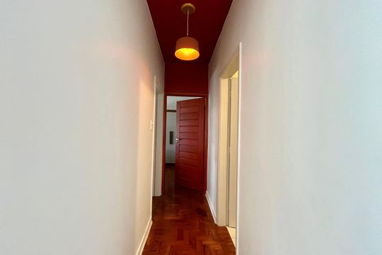 Corredor de apartamento à venda com 2 quartos, 68m² em Mirandópolis, São Paulo