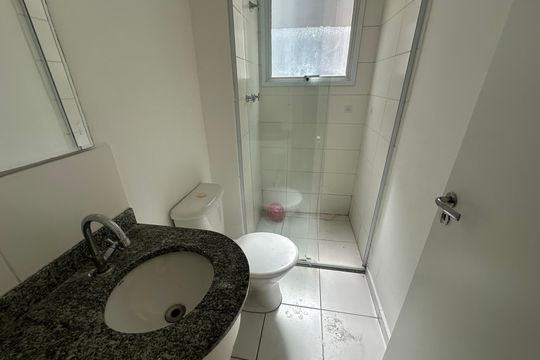 Banheiro da Suíte de apartamento à venda com 3 quartos, 69m² em Bethaville I, Barueri