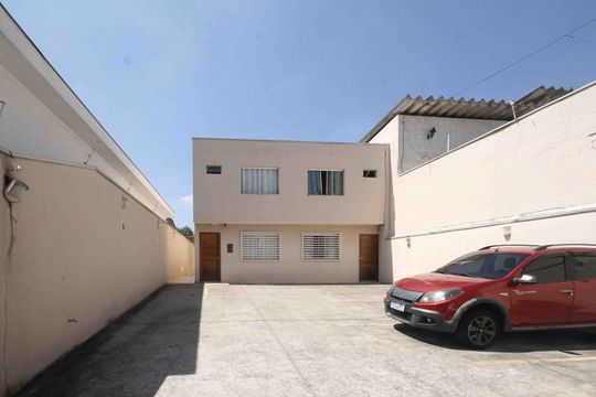 Casa de Condomínio para alugar com 2 quartos, 51m² em Chácara Mafalda, São Paulo