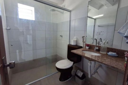 Banheiro de apartamento para alugar com 2 quartos, 231m² em Graça, Salvador
