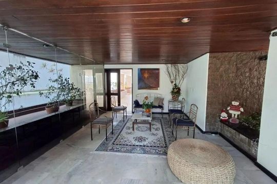 Apartamento para alugar com 2 quartos, 231m² em Graça, Salvador