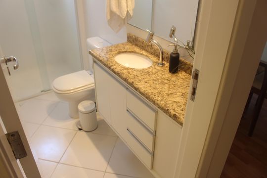 Banheiro de apartamento à venda com 2 quartos, 73m² em Barcelona, São Caetano do Sul
