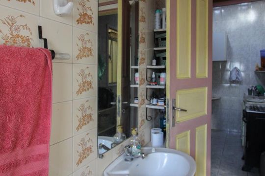 Banheiro de casa à venda com 2 quartos, 378m² em Ouro Preto, Belo Horizonte