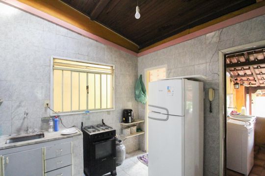 Cozinha de casa à venda com 2 quartos, 378m² em Ouro Preto, Belo Horizonte