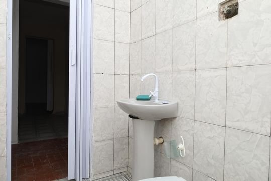 Banheiro de casa à venda com 1 quarto, 90m² em Itaquera, São Paulo