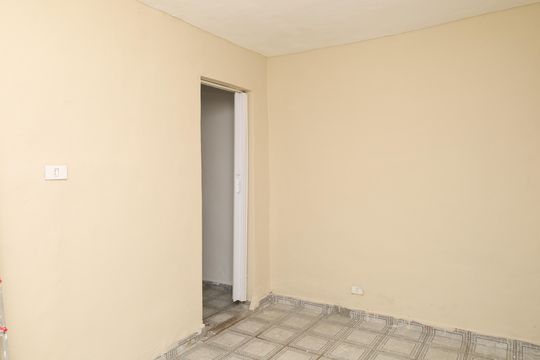 Sala de casa à venda com 1 quarto, 90m² em Itaquera, São Paulo