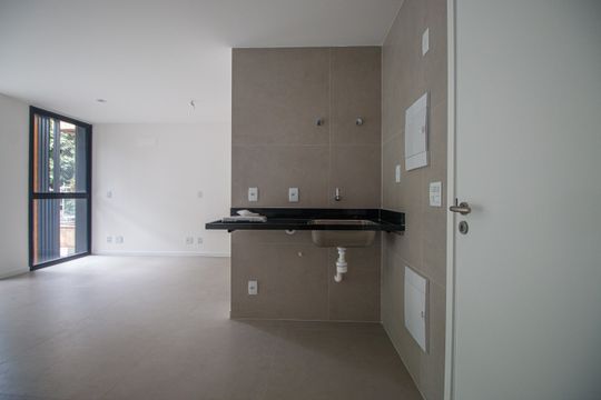 Cozinha de apartamento à venda com 1 quarto, 50m² em Maracanã, Rio de Janeiro