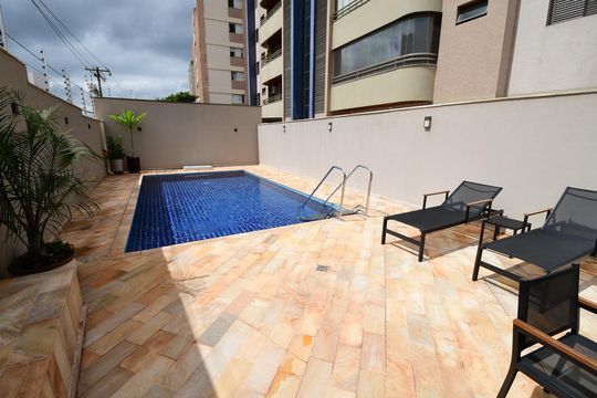 Área comum - Piscina de apartamento à venda com 3 quartos, 117m² em Jardim das Paineiras, Campinas
