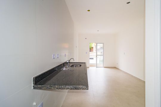 Cozinha de kitnet/studio à venda com 1 quarto, 26m² em Vila Prudente, São Paulo