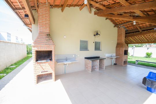 Área comum - Churrasqueira de apartamento para alugar com 2 quartos, 50m² em Piracangaguá, Taubaté