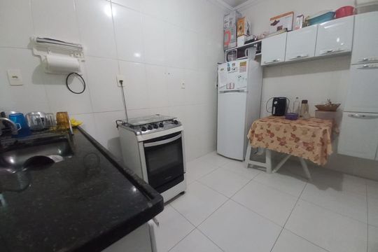 Cozinha de casa à venda com 2 quartos, 82m² em Etelvina Carneiro, Belo Horizonte