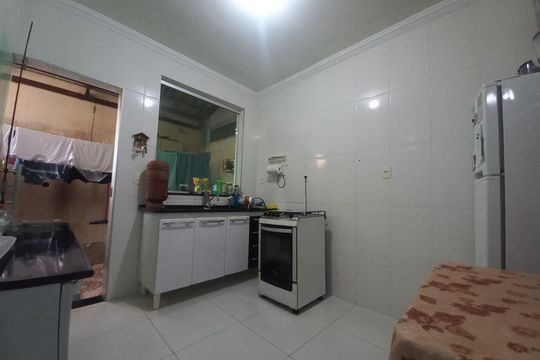 Cozinha de casa à venda com 2 quartos, 82m² em Etelvina Carneiro, Belo Horizonte