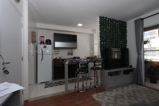 Sala de apartamento à venda com 2 quartos, 50m² em Vila Metalúrgica, São Paulo