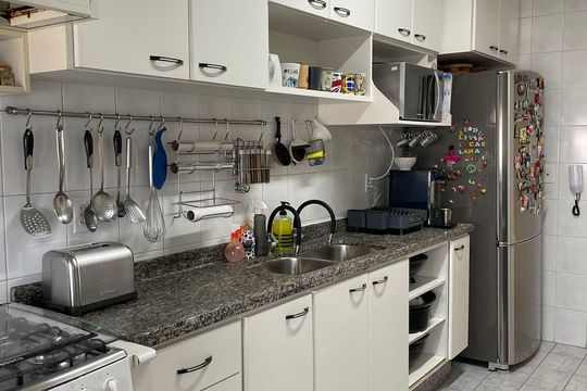 Cozinha de apartamento à venda com 4 quartos, 139m² em Fazenda Morumbi, São Paulo