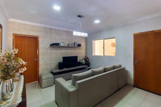 Casa à venda com 2 quartos, 160m² em Vila Ema, São Paulo