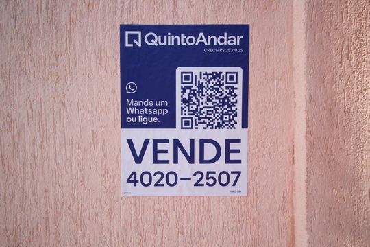 Detalhe de casa à venda com 2 quartos, 132m² em Jardim Carvalho, Porto Alegre