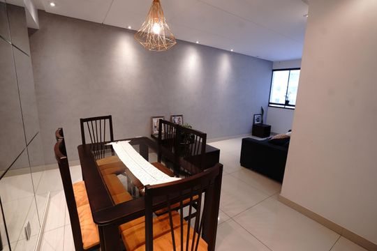 Apartamento para alugar com 3 quartos, 95m² em Setor Bueno, Goiânia