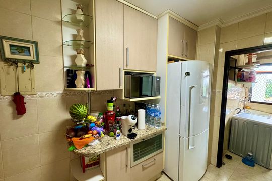 Cozinha de apartamento à venda com 3 quartos, 76m² em Gopouva, Guarulhos