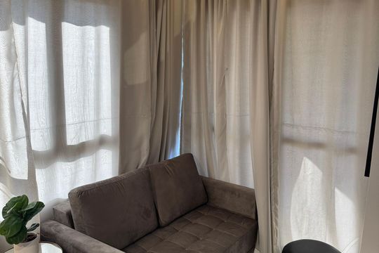 Sala de apartamento para alugar com 1 quarto, 30m² em Indianópolis, São Paulo
