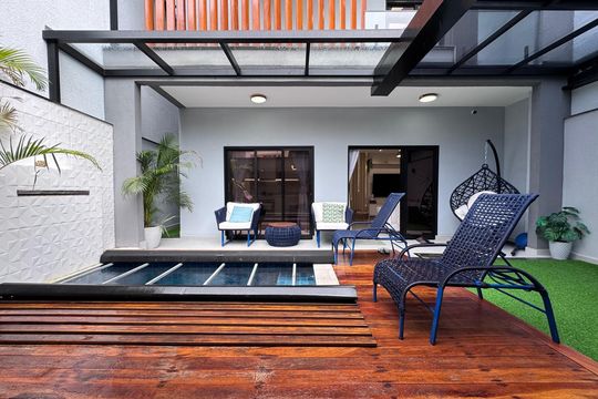 Área externa de casa de condomínio à venda com 3 quartos, 217m² em Vargem Grande, Rio de Janeiro