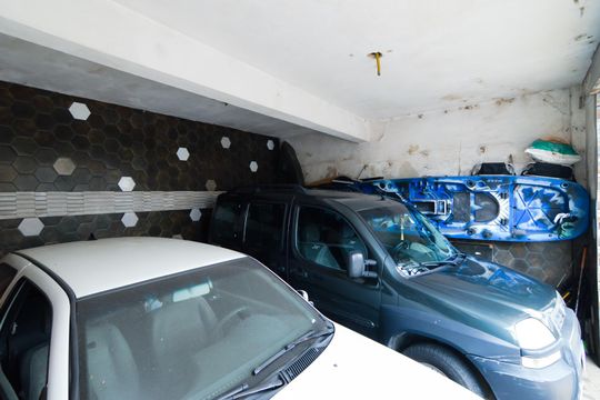 Garagem de casa à venda com 2 quartos, 480m² em Vila Rio de Janeiro, Guarulhos