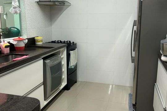 Cozinha de casa à venda com 3 quartos, 190m² em Vila Pires, Santo André