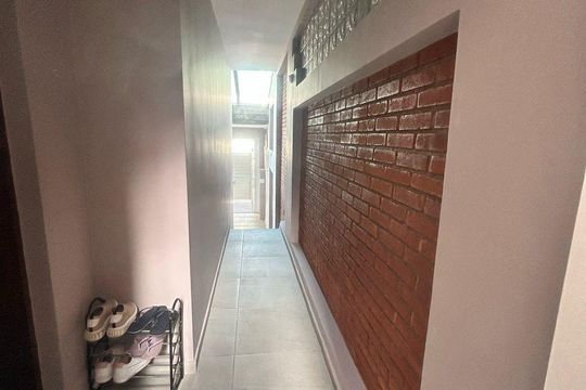 Área externa de casa à venda com 3 quartos, 190m² em Vila Pires, Santo André