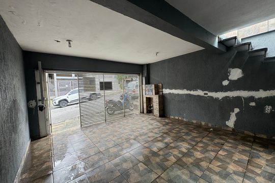 Garagem de casa para alugar com 2 quartos, 180m² em Parque Santos Dumont, Guarulhos
