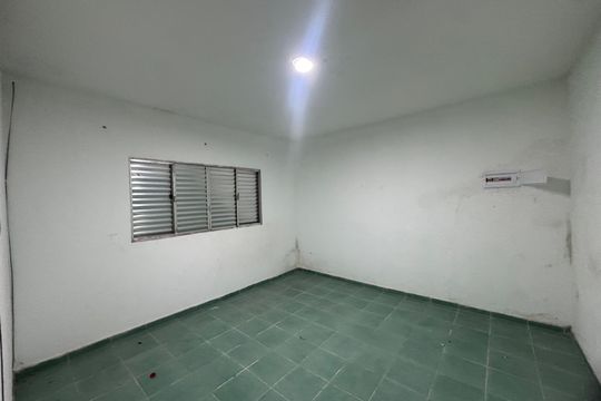 Quarto 1 de casa para alugar com 2 quartos, 180m² em Parque Santos Dumont, Guarulhos