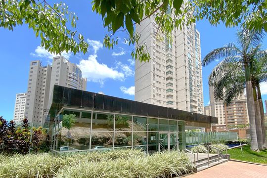 Fachada de apartamento à venda com 4 quartos, 303m² em Vila da Serra, Nova Lima