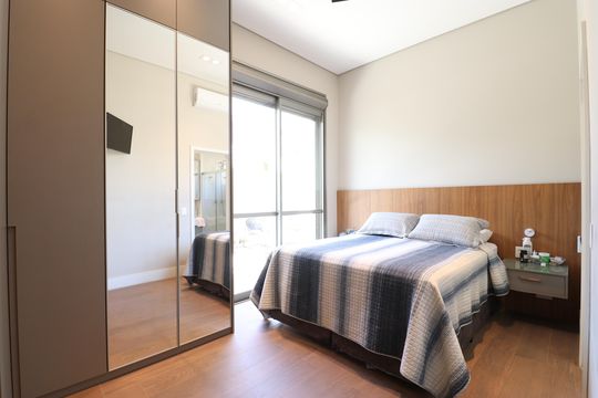Suíte de apartamento à venda com 3 quartos, 168m² em Lapa, São Paulo