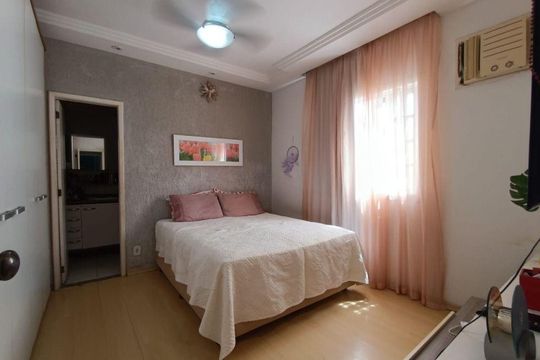 Casa à venda com 2 quartos, 102m² em Maravista, Niterói