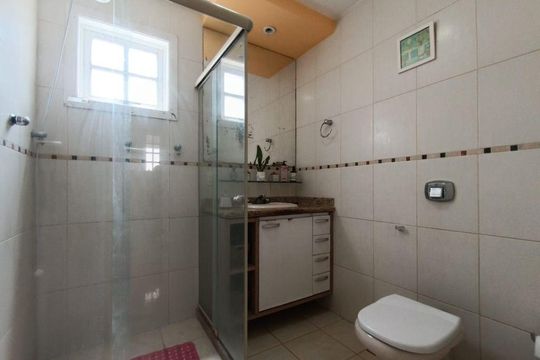 Casa à venda com 2 quartos, 102m² em Maravista, Niterói