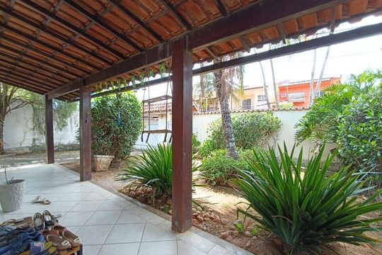 Casa à venda com 2 quartos, 102m² em Maravista, Niterói