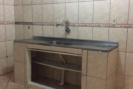 Cozinha de casa à venda com 3 quartos, 240m² em Vila Yolanda, Osasco