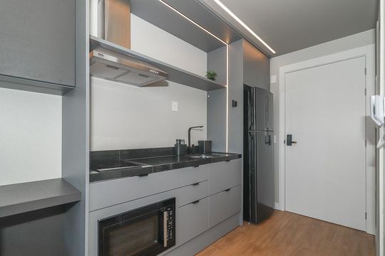 Sala / Quarto / Cozinha de apartamento para alugar com 1 quarto, 28m² em Boa Vista, Porto Alegre