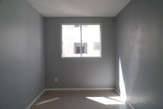 Quarto 2 de apartamento à venda com 2 quartos, 42m² em Mato Grande, Canoas
