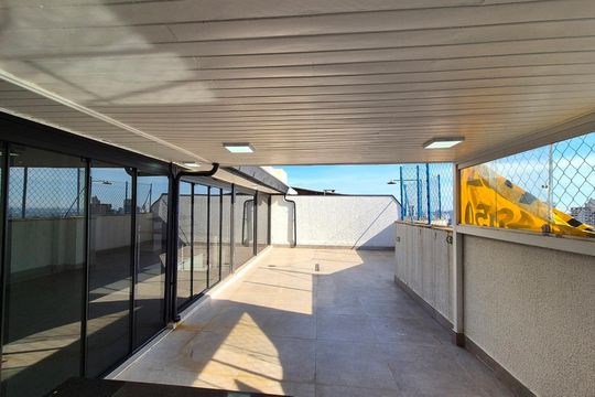 Área comum de apartamento para alugar com 3 quartos, 206m² em Cambuí, Campinas