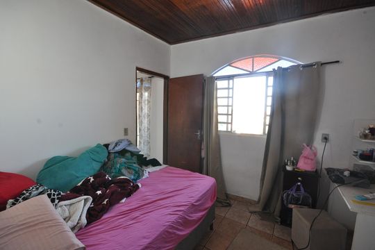 Suíte de casa à venda com 7 quartos, 300m² em Vila Isolina Mazzei, São Paulo