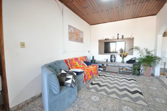 Casa à venda com 7 quartos, 300m² em Vila Isolina Mazzei, São Paulo