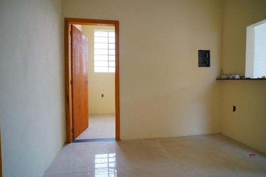 Sala de casa à venda com 2 quartos, 360m² em Cristal, Porto Alegre