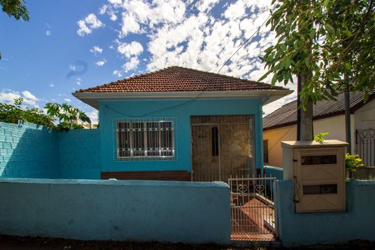 Área Externa de casa para alugar com 2 quartos, 120m² em Partenon, Porto Alegre