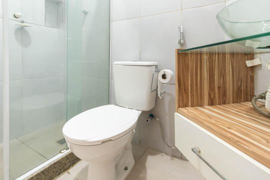 Banheiro de apartamento à venda com 1 quarto, 32m² em Imperial de São Cristóvão, Rio de Janeiro