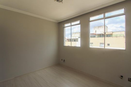 Apartamento para alugar com 2 quartos, 67m² em São João Batista, Belo Horizonte