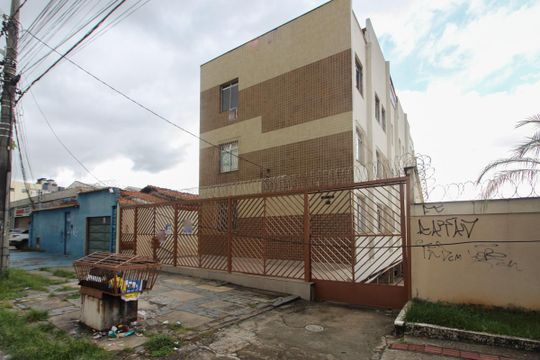 Fachada de apartamento para alugar com 2 quartos, 67m² em São João Batista, Belo Horizonte