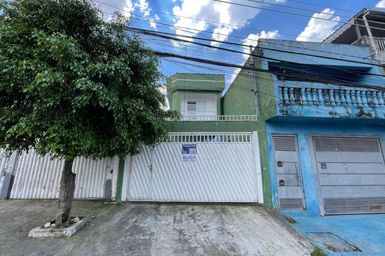 Fachada + Placa de casa para alugar com 2 quartos, 80m² em Cidade Líder, São Paulo