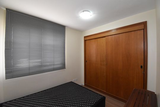 Quarto 2 de apartamento para alugar com 2 quartos, 60m² em Bacacheri, Curitiba