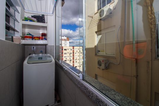 Área de serviço de apartamento para alugar com 2 quartos, 52m² em Centro Histórico, Porto Alegre
